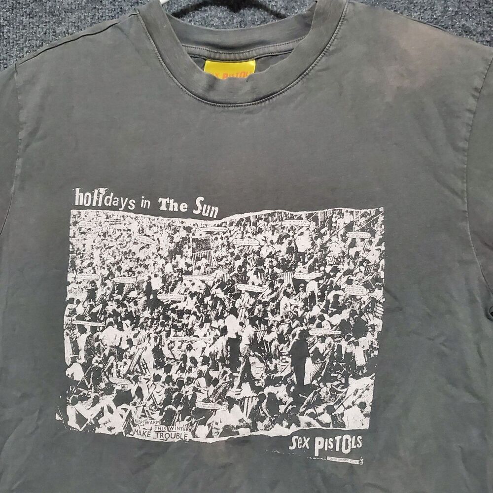 Sex Pistols Holidays In The Sun Shirt Mens XXS Oversized Graphic Tee Rock Band